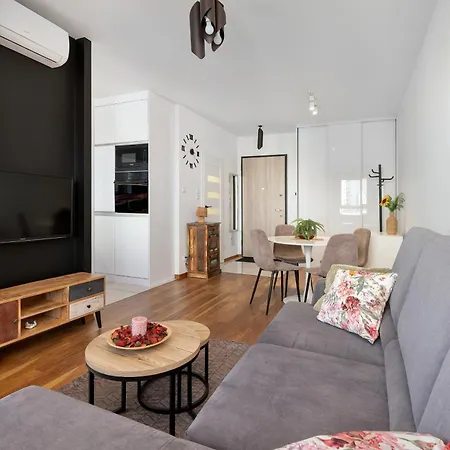 Komfortowe Z Parkingiem W Gdansku By Renters Apartamento *