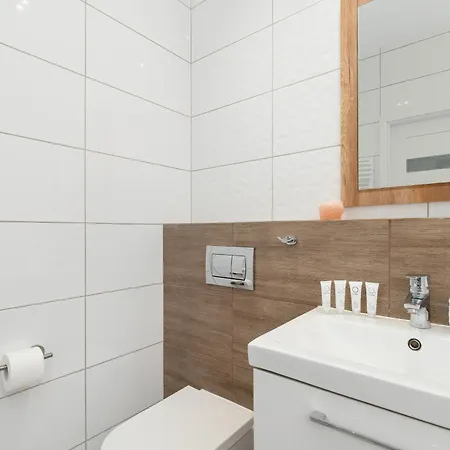Komfortowe Z Parkingiem W Gdansku By Renters Apartamento *